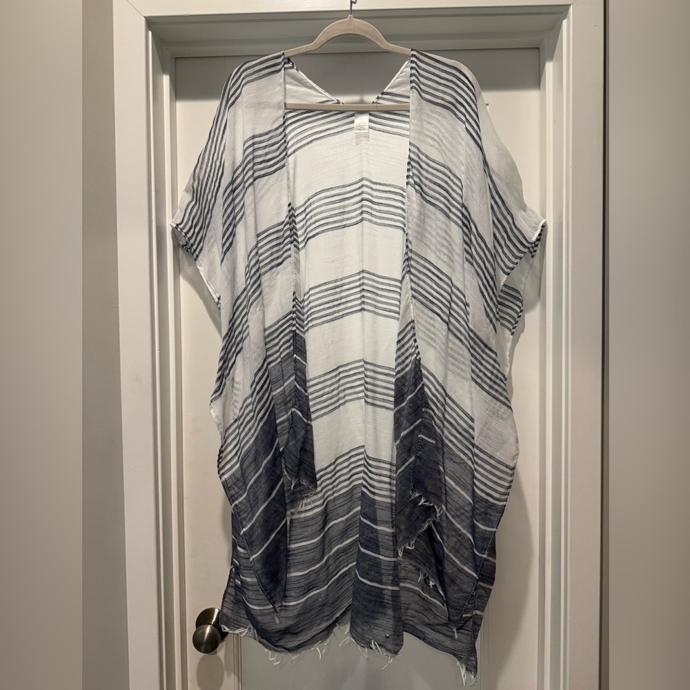 Blue& White Kimono Swimsuit Coverup One Size Summer Beach Casual Loose Cardigan